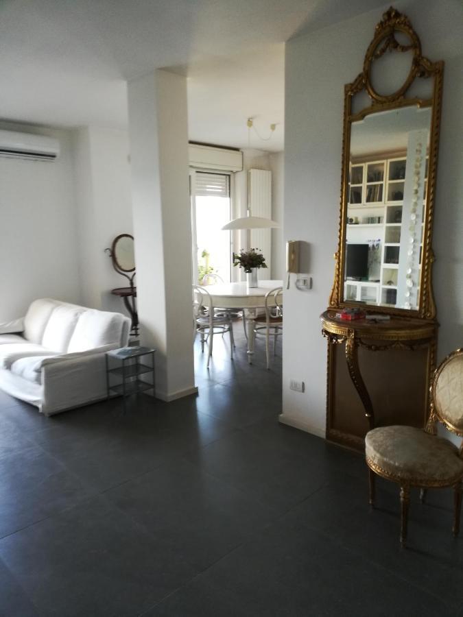 Casettalmar Apartment Бари Екстериор снимка