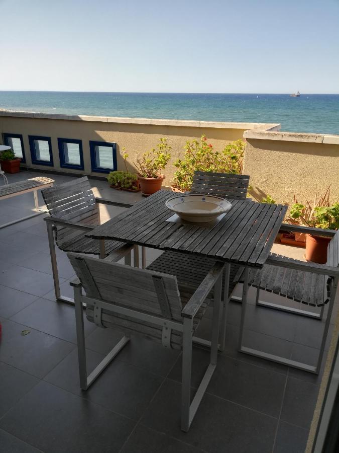 Casettalmar Apartment Бари Екстериор снимка