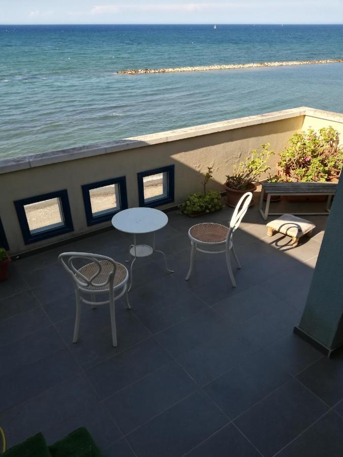 Casettalmar Apartment Бари Екстериор снимка